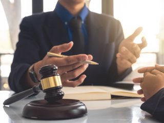 中小企業診断士と弁護士のダブルライセンス